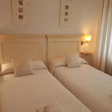 Tres Hermanos Con Piscina Privada